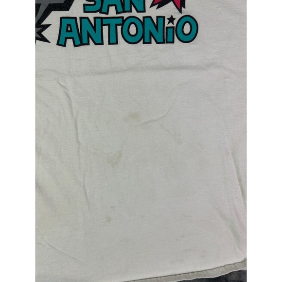 Vintage San Antonio Spurs Graphic Tee Size XL 90s NBA Basketball Shirt - Picture 3 of 8